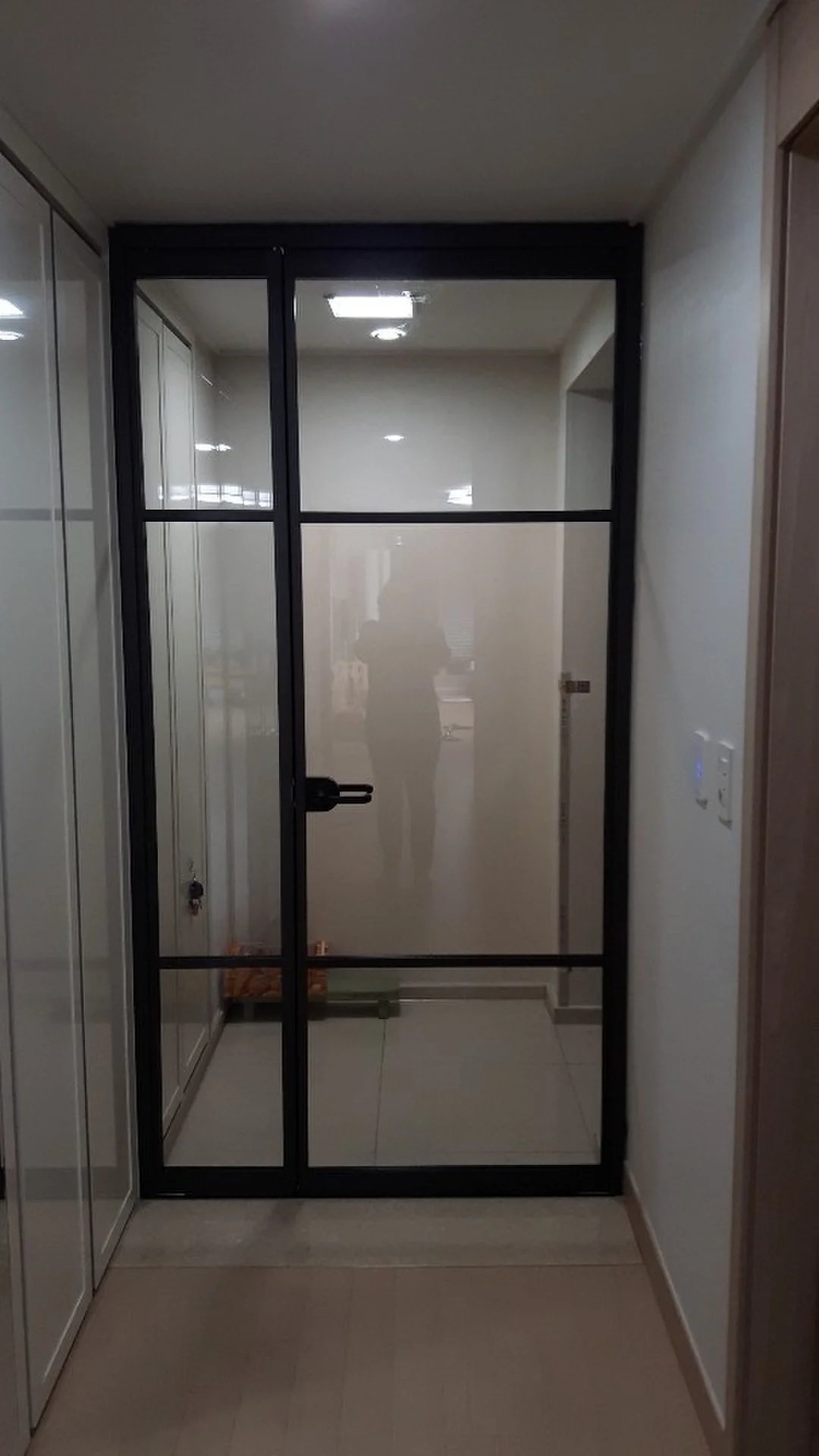 수도권 중문 부분인테리어 현장 사진